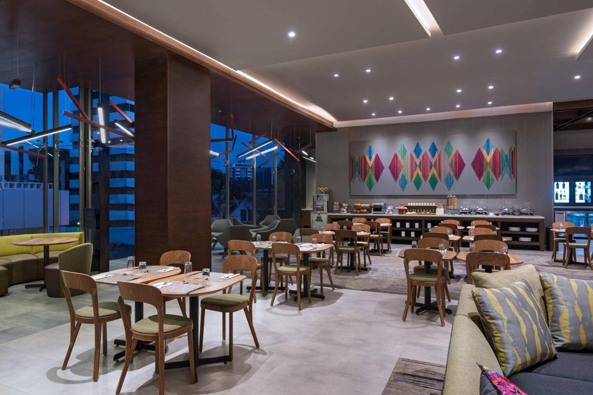 Courtyard By Marriott Guatemala City Ngoại thất bức ảnh